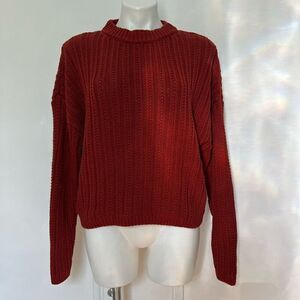 Universal Thread Knit crewneck sweater